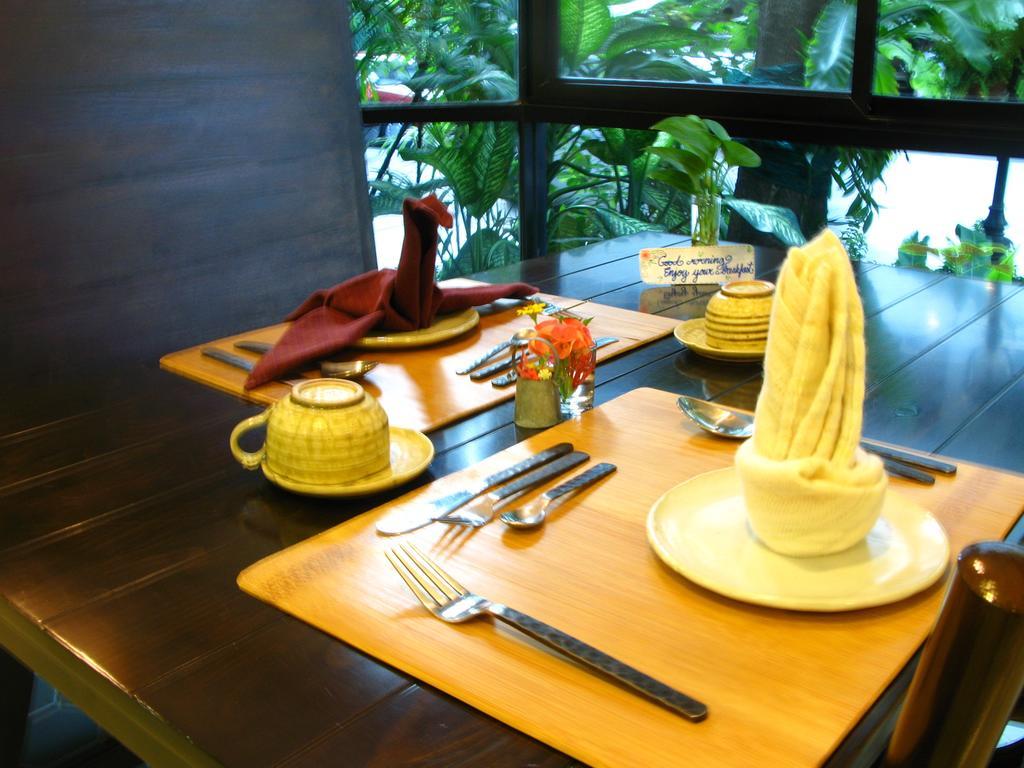 Napa Place Bed & Breakfast Бангкок Экстерьер фото